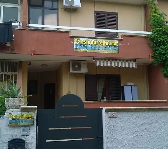 بيت ضيافة Cassiodoro 3*